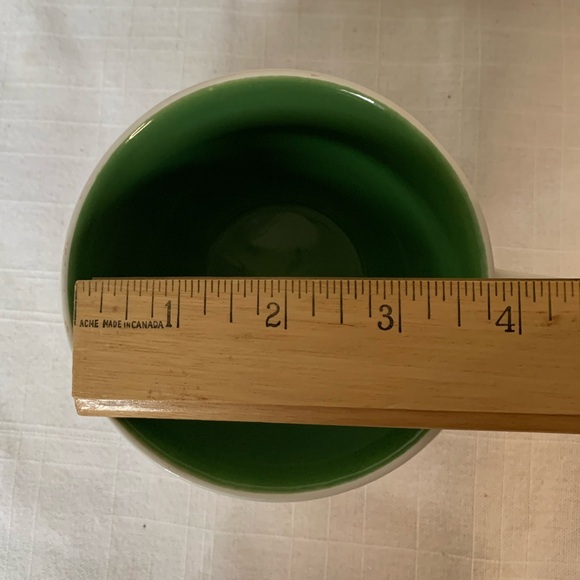 STARBUCKS | Embossed Holiday Cup - Picture 5 of 8